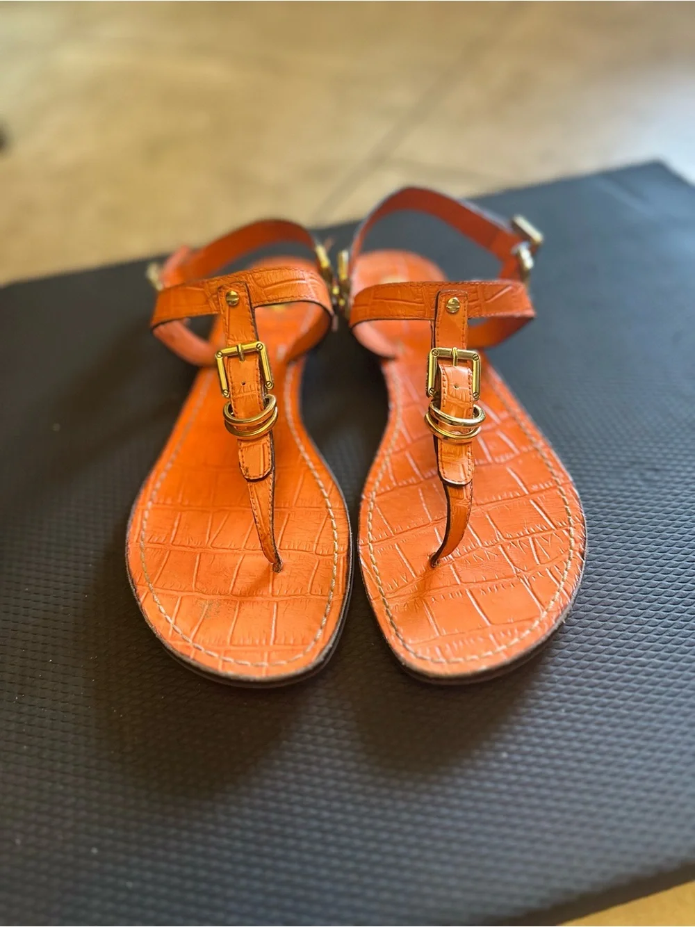 Tory Burch Trent Shiny Orange Croc-Embossed Sandals Size 8 w/ Box